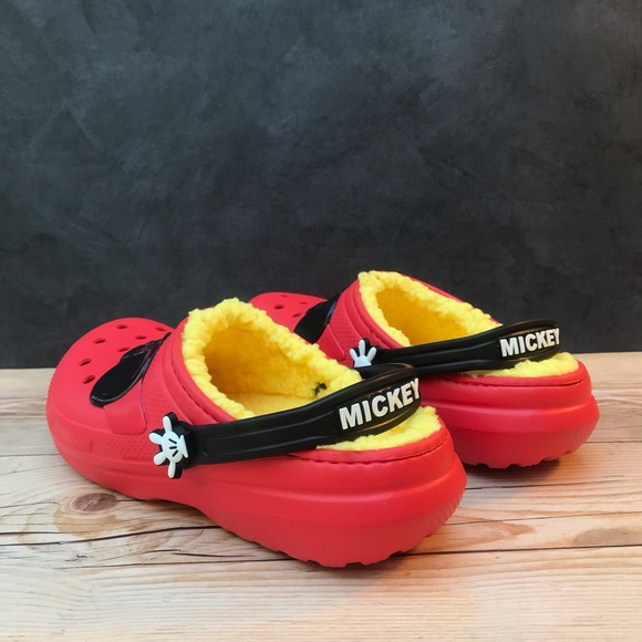 Crocs Classic Lined Disney Mickey Mouse Clog - Picture 8 of 16